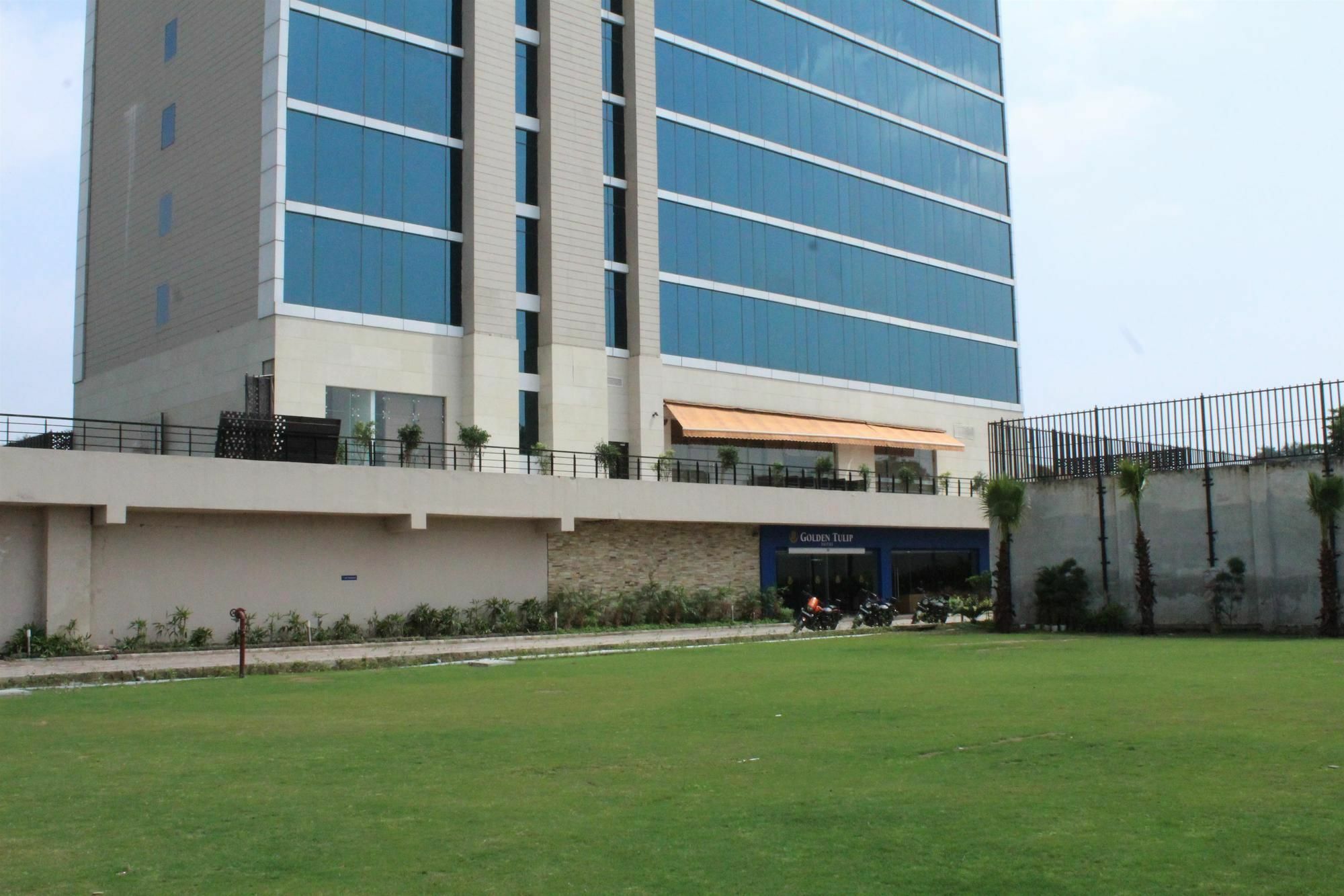 Golden Suites Gurgaon Inde Hotels Экстерьер фото