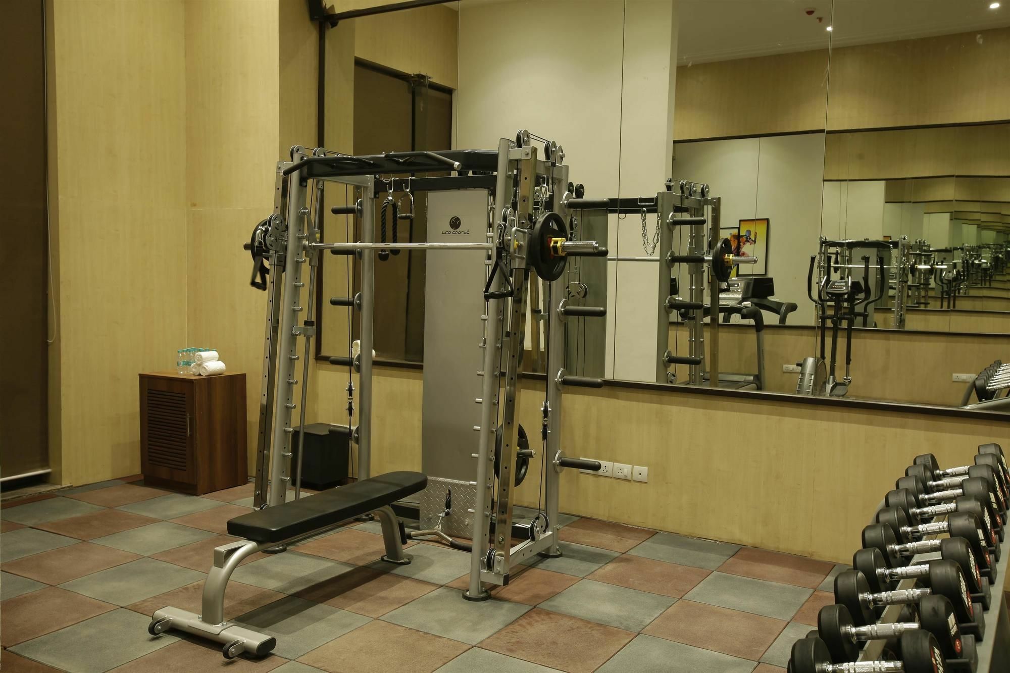 Golden Suites Gurgaon Inde Hotels Экстерьер фото