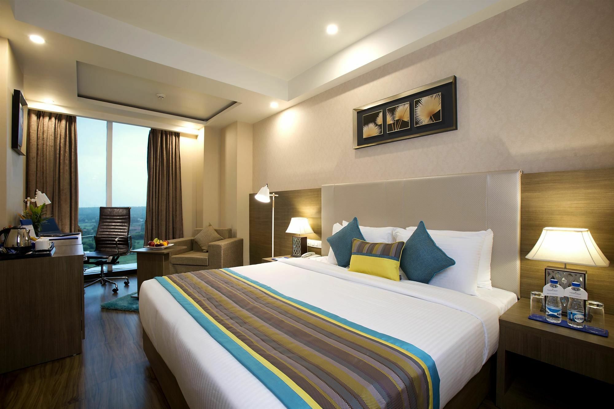Golden Suites Gurgaon Inde Hotels Экстерьер фото